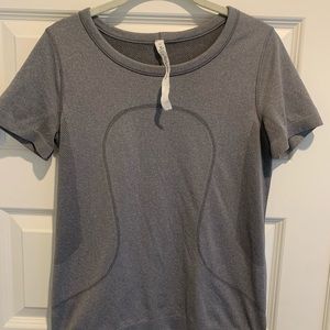 Lululemon swiftly tech Grey 6